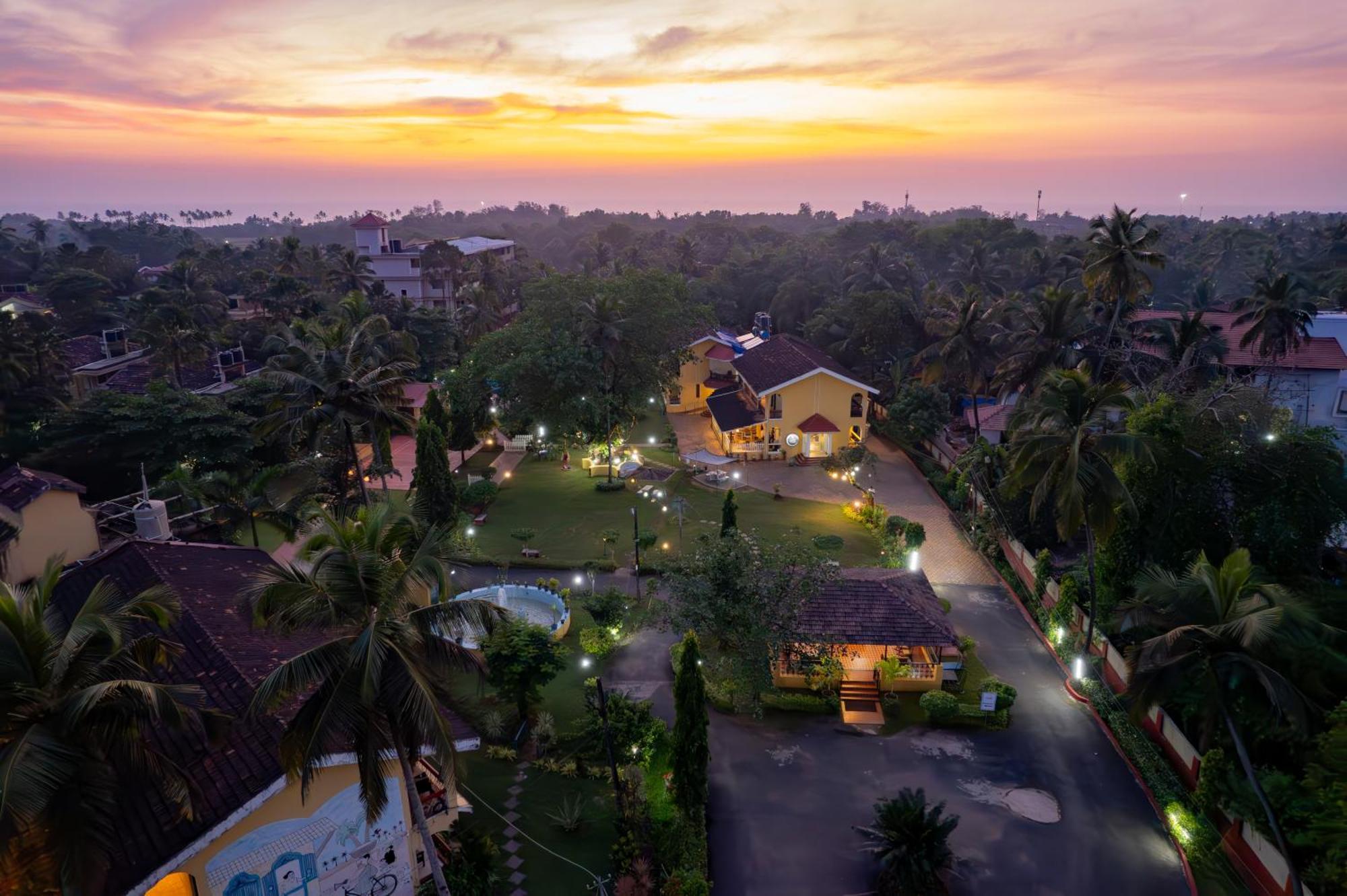 Carina Beach Resort Benaulim Exterior photo